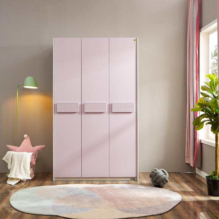 stylish-simplicity-3-door-cabinet-860301